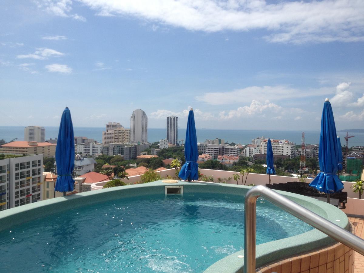 Ritz Estate Aparthotel Pattaya